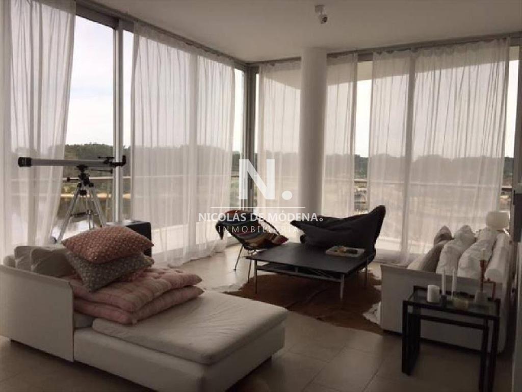 Apartamento en La Barra, 3 dormitorios *
