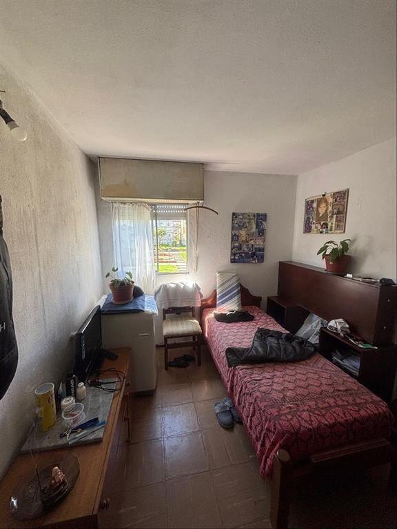 Apartamento de tres dormitorios en Complejo América.