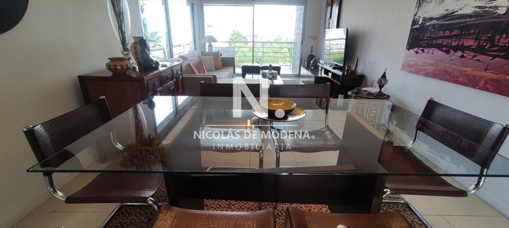 Vende departamento de 2 dormitorios en Mansa con