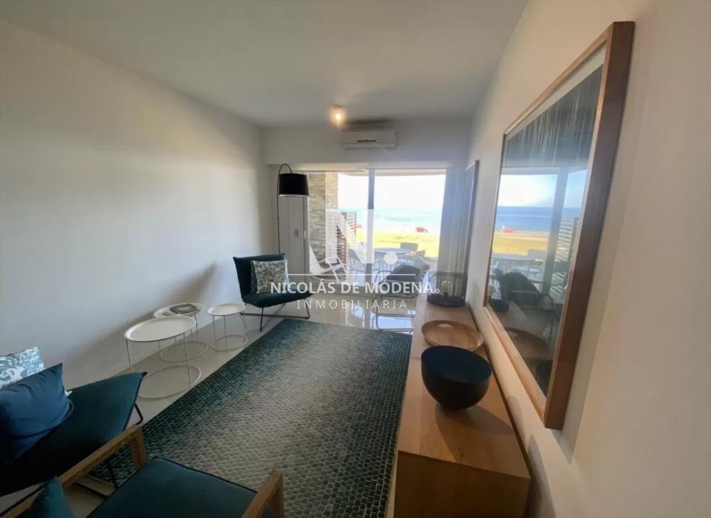 Apartamento  de 2 dormitorios en Mansa - Punta