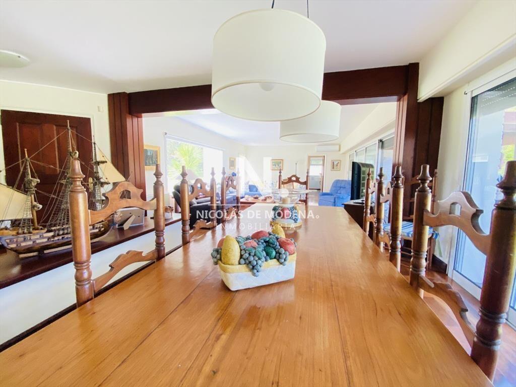 Impecable Residencia en la mansa a pasos del mar