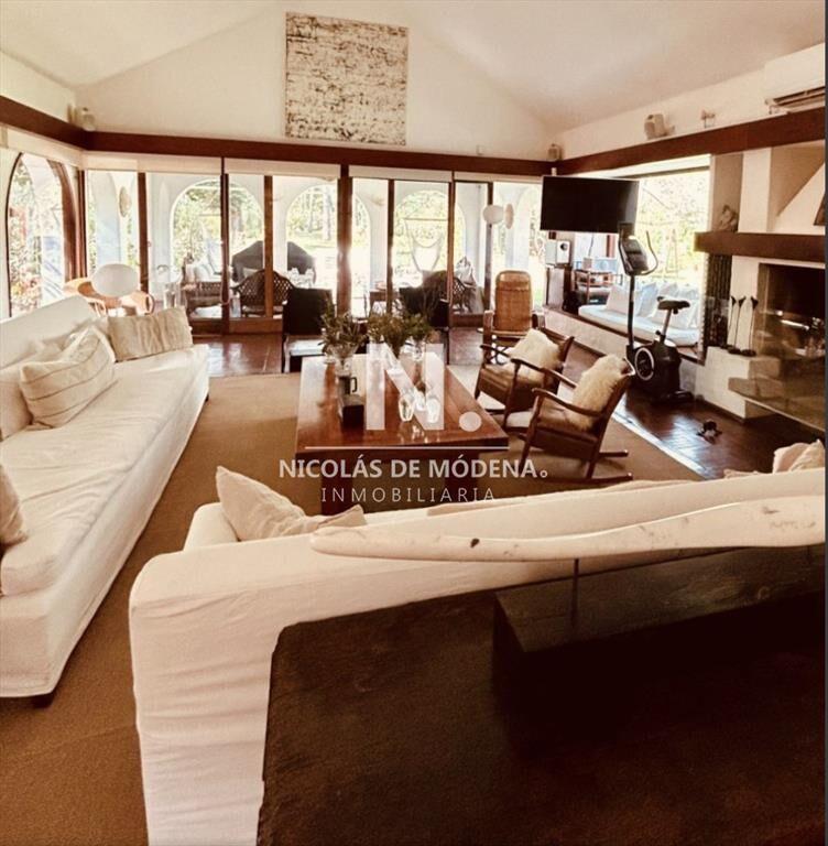 Casa en Venta 5 Dormitorios, Playa brava Punta