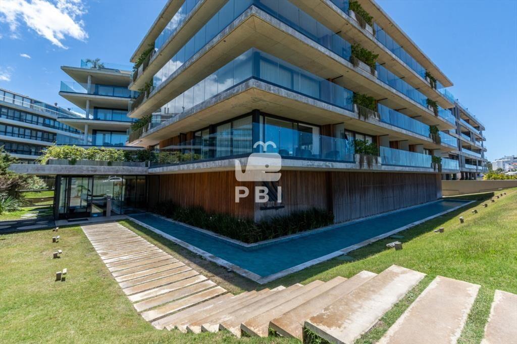 Apartamento 2 dormitorios en Playa Mansa, Punta -