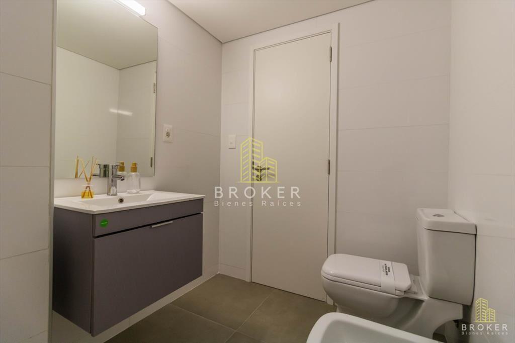 Venta apartamento 2 dormitorios Tres Cruces Nostrum Plaza