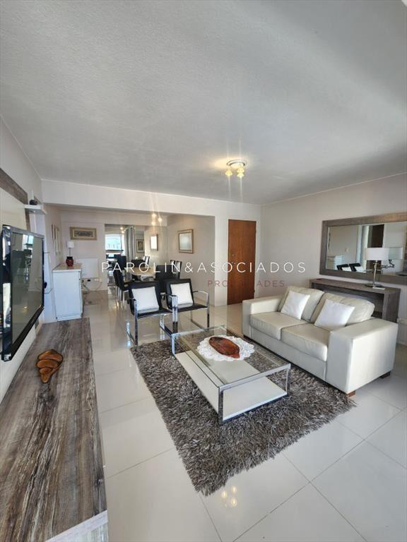Vende apartamento en Brava, Punta del Este de 2 dormitorios