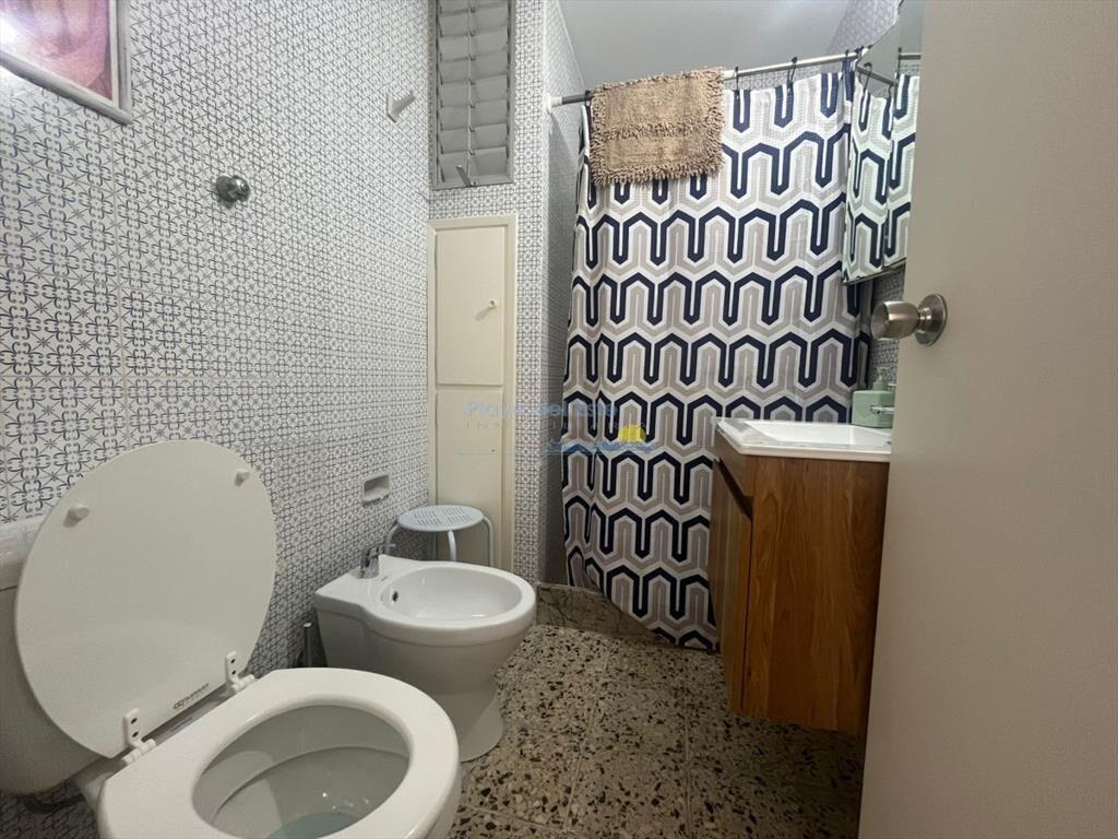Apartamento en Alquiler de 2 dormitorios en , del