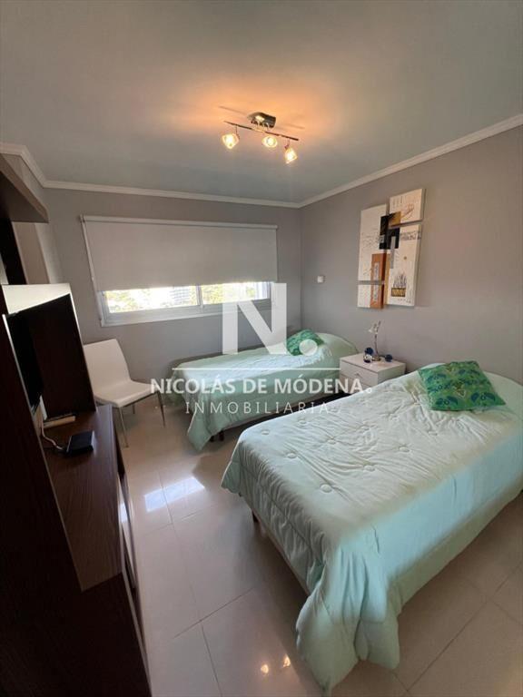 En venta apartamento de 2 dormitorios con vista