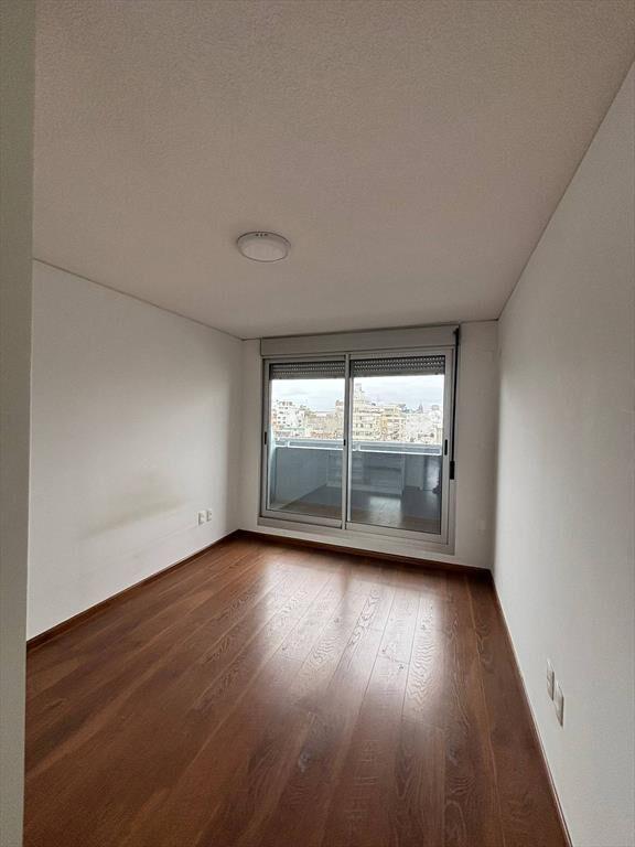 ALQUILER CIUDAD VIEJA APTO UN DORMITORIO RAMBLA