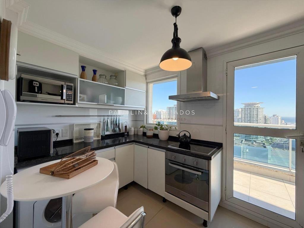 Apartamento en venta de 3 dormitorios mas de en