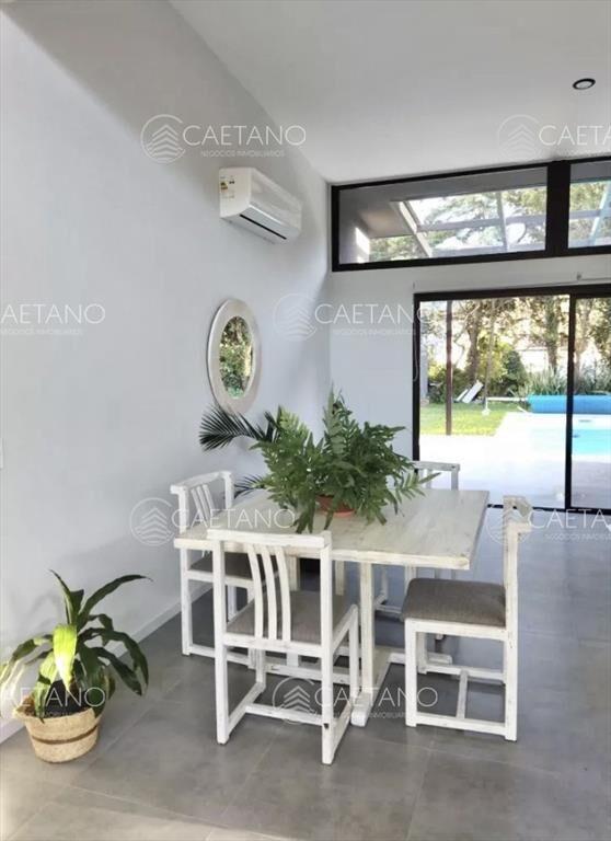 Venta Casa 3 Dormitorios 3 Baños - Zona Punta