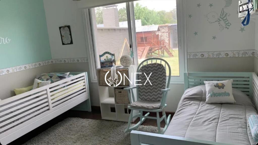 Oportunidad casa 5 dormitorios 4 baños piscina