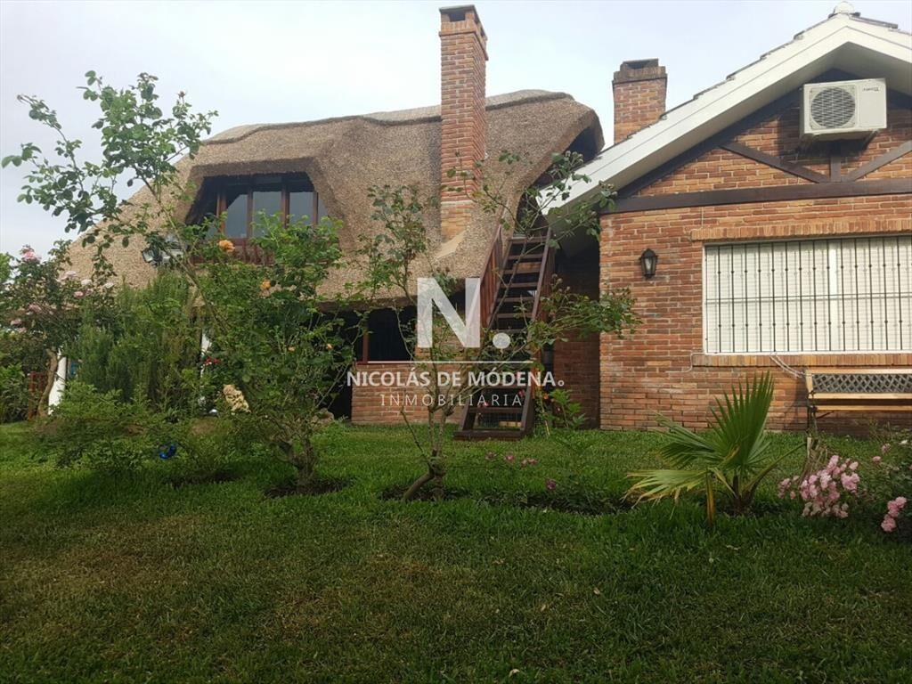 Casa en venta de 3 dormitorios,Pinares, Punta Del