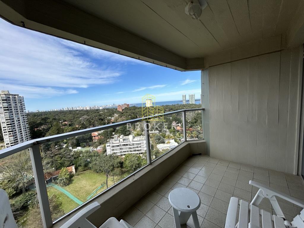 Oportunidad venta de apartamento piso alto en dos