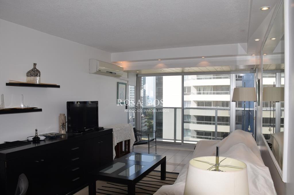 VENTA, Apartamento, 1 dormitorio y medio, Punta