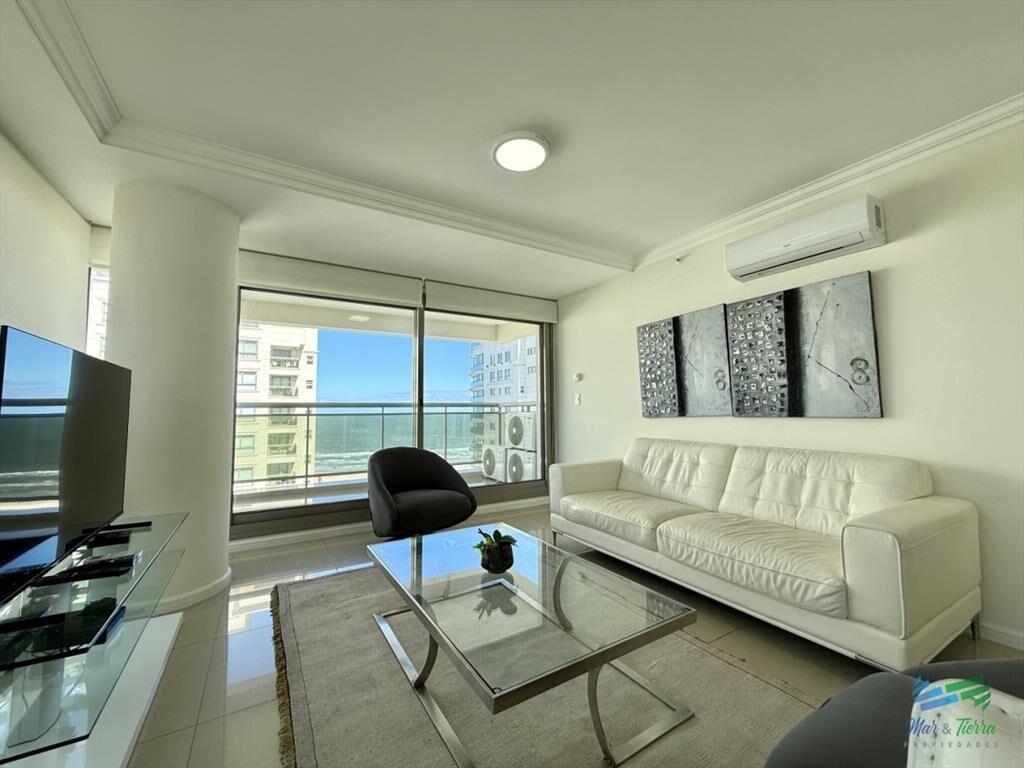 En venta apartamento 2 dormitorios en Imperiale,
