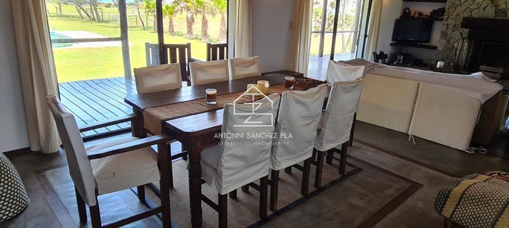 VENTA ESPECTACULAR CHALET ARENAS DE JOSE IGNACIO