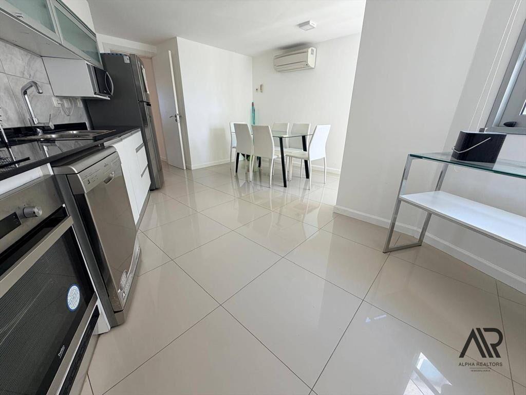 Apartamento en alquiler anual c/ cochera en Pinares