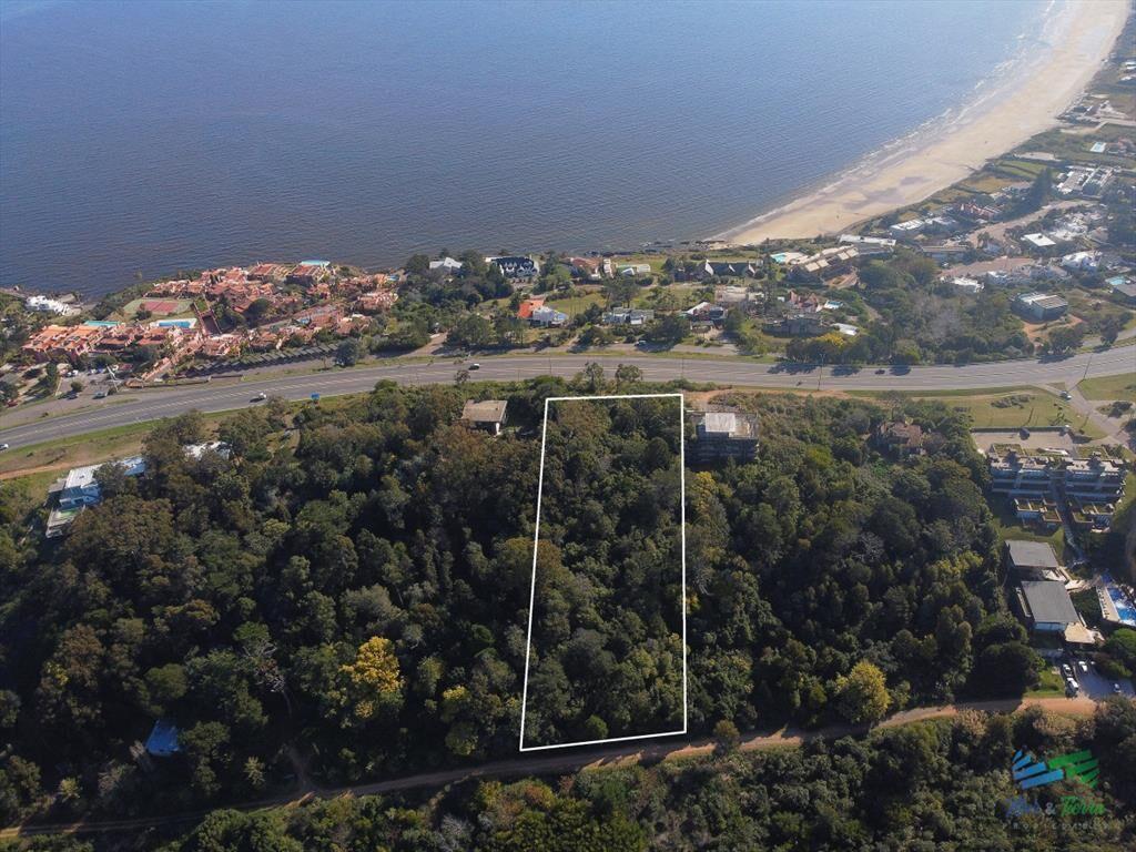Venta de terreno Panorámico en el Lomo de Punta