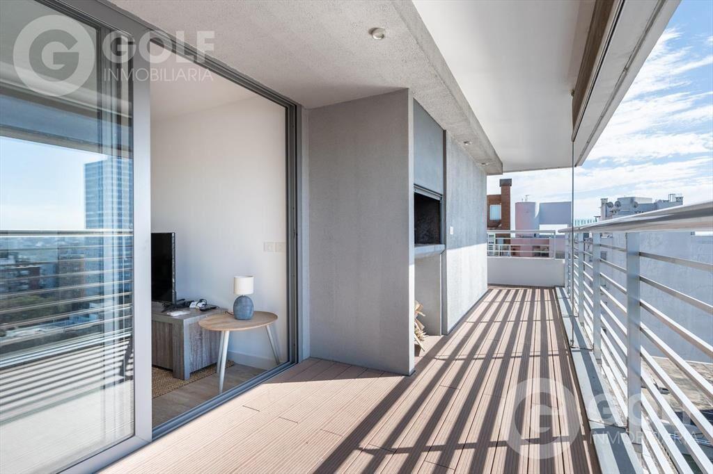 Alquiler de apartamento de 2 dormitorios con muebles y coch