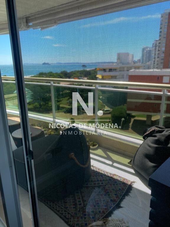 Departamento de 3 dormitorios en venta en Coral