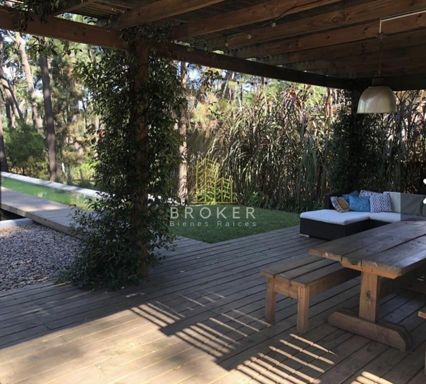 Alquiler casa Montoya piscina climatizada a pasos