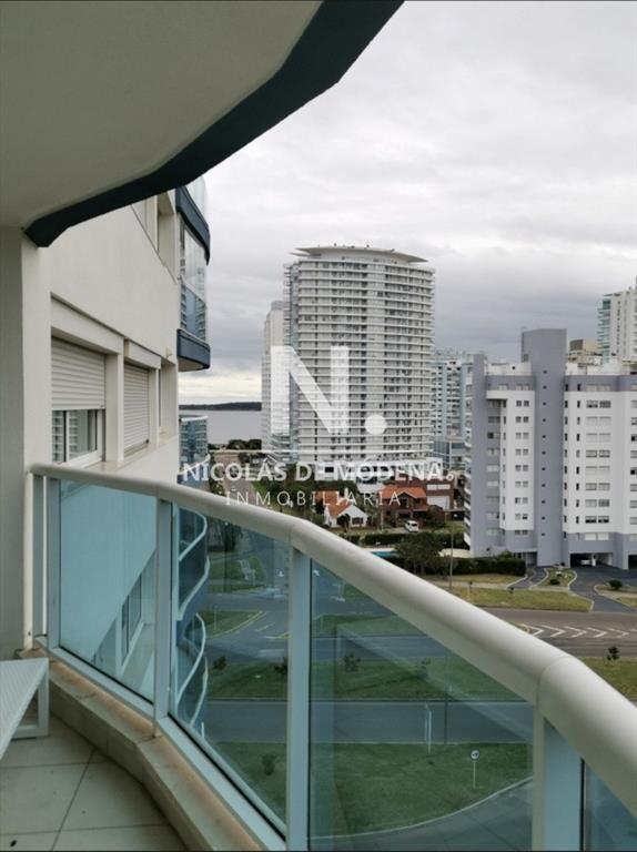 Apartamento en Venta, Torre de categoría, 2 , -