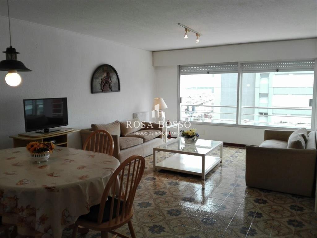 Apartamento en Peninsula, 2 dormitorios *