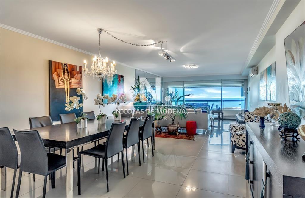 Venta Apartamento en Punta del Este Torre Lobos
