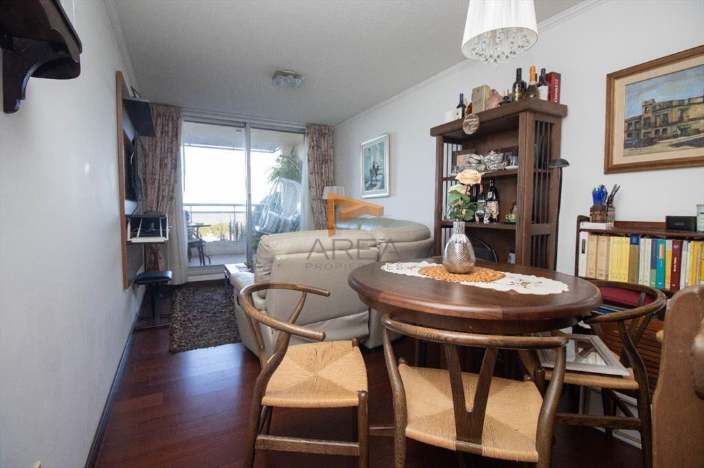 Apartamento frente a rambla Malvin 1 dormitorio con garaje