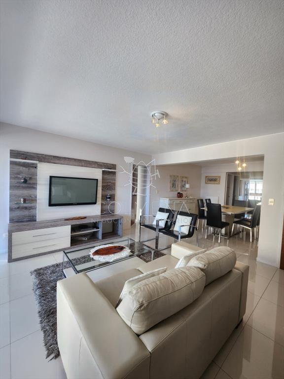 Vende apartamento en Brava, Punta del Este de 2