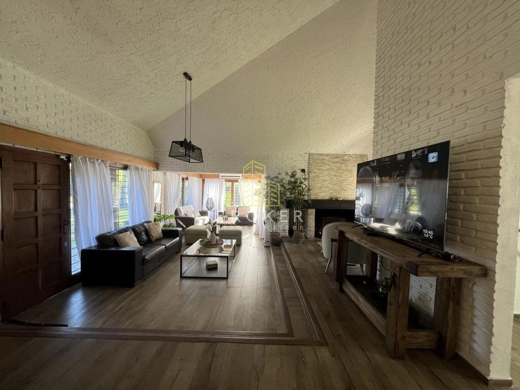 Venta Casa Punta del Este 4 dormitorios en Barrio