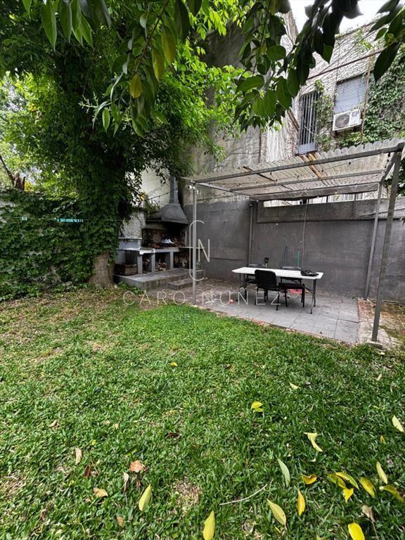 Casa en venta con 3 unidades separadas