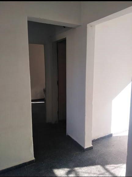 Alquiler Casa 2 dormitorios con amplio jardín fondo y garaj