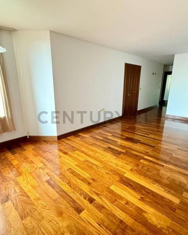 Alquiler apartamento de lujo | Vista al mar y al Club de ...