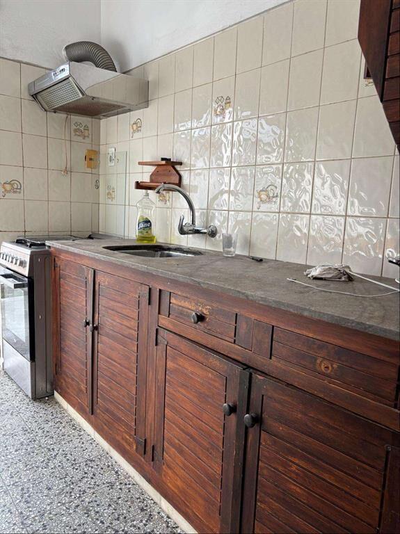 *** ALQUILADO *** CHALET PLANCHADA Y TEJAS SOBRE CNO. CARR