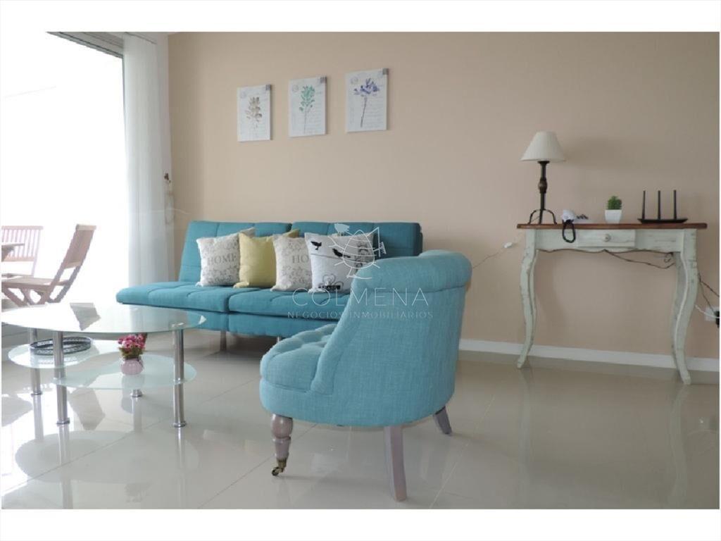 Lindo entorno ,nuevo ,con servicios , buena zona