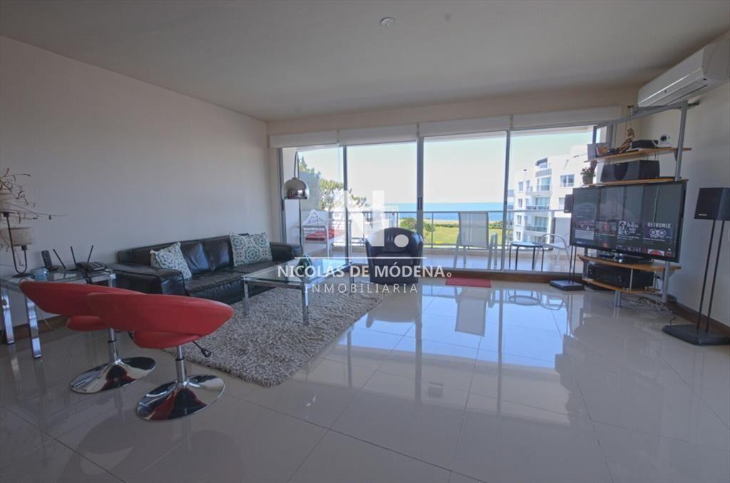 Apartamento en Pinares a la venta 3 dormitorios