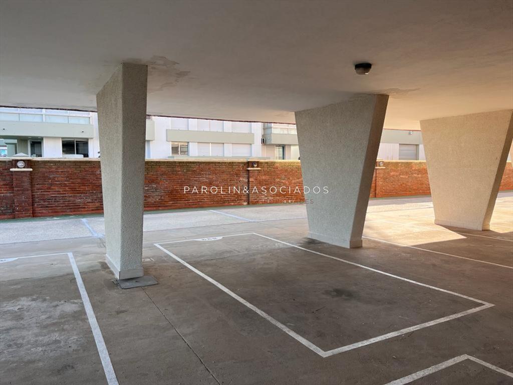 Apartamento en venta de dos dormitorios en Mansa,