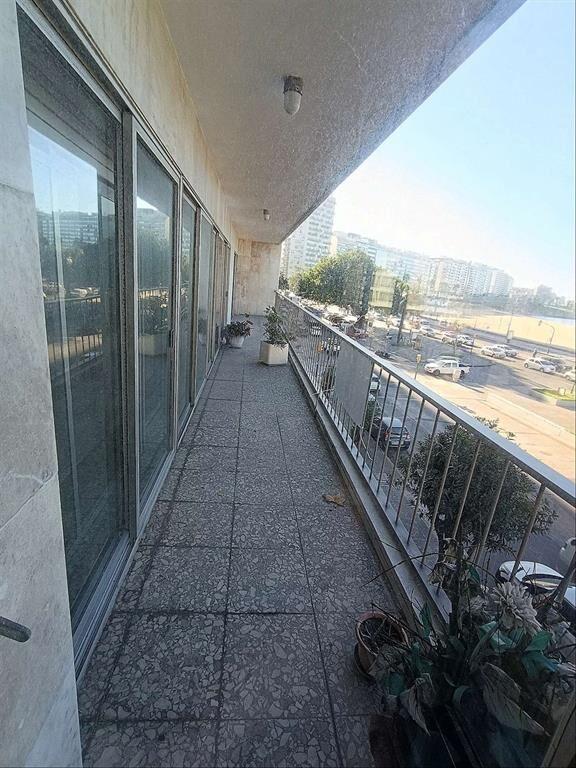 Alquiler Apartamento Pocitos 3 Dormitorios 4 Baños Garaje