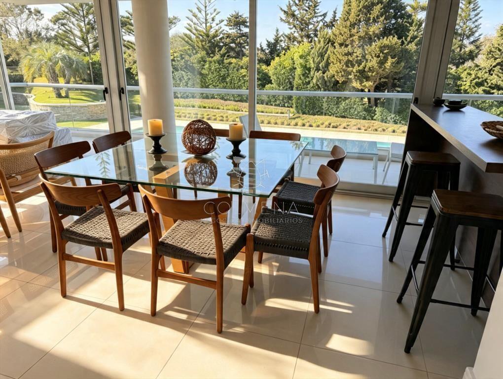 espectacular apartamento de 2 suitesaa, en playa brava