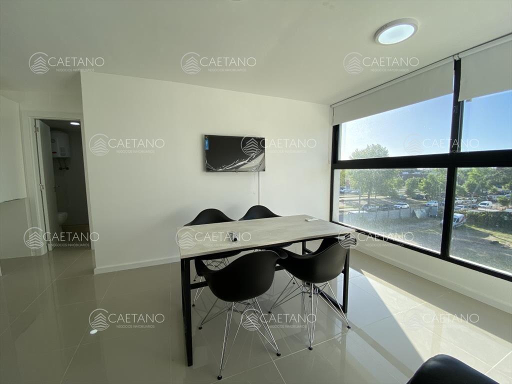 Alquiler de Apartamento 1 dormitorio en Av. Roosevelt, Mald