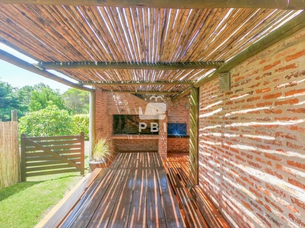 Alquiler anual de Casa de 3 dormitorios en Tio Tom, Punta B