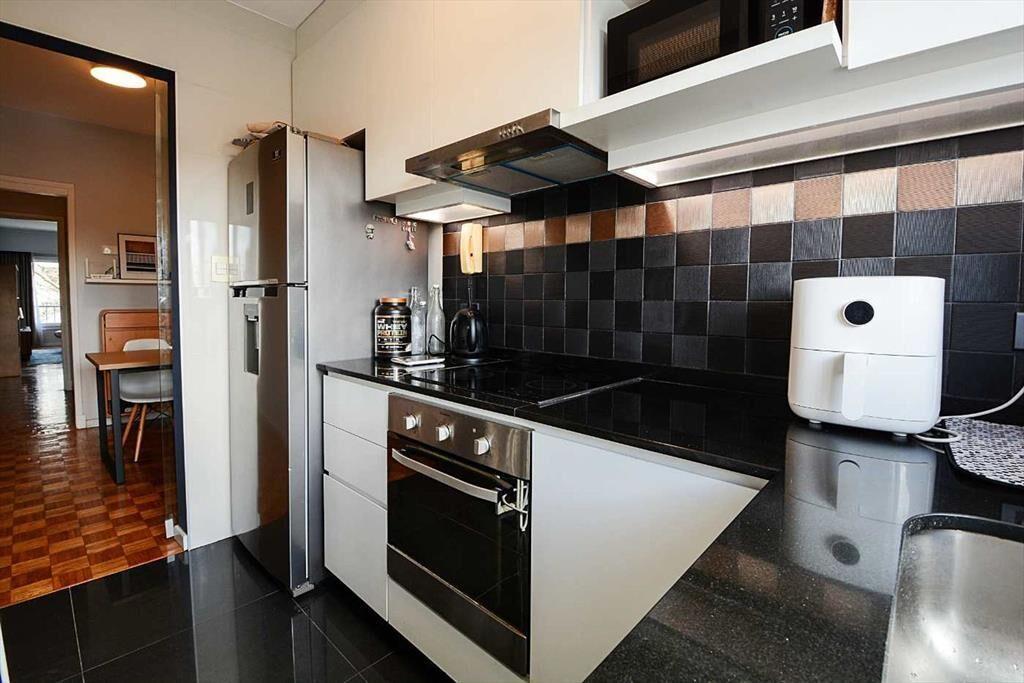 VENTA POCITOS APARTAMENTO 2 DORM + ESCRITORIO