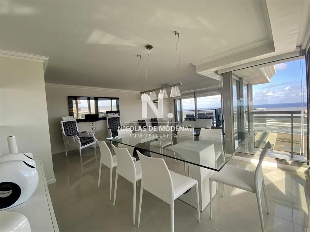 Imperiale I esquinero con agradable vista en