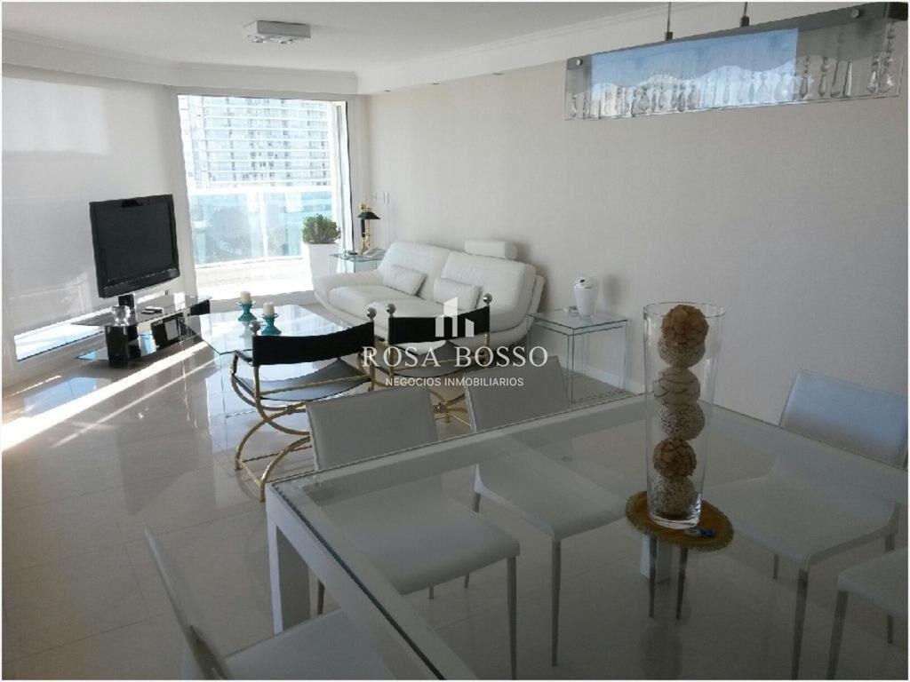 Apartamento en Mansa, 3 dormitorios *