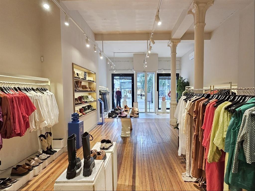 ALQUILER-LOCAL COMERCIAL- CIUDAD VIEJA - PARA ENTRAR