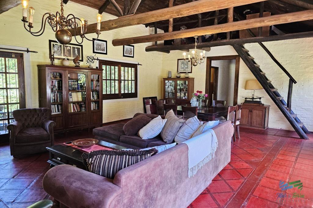 Casa 3 dormitorios en alquiler anual, cerca Punta