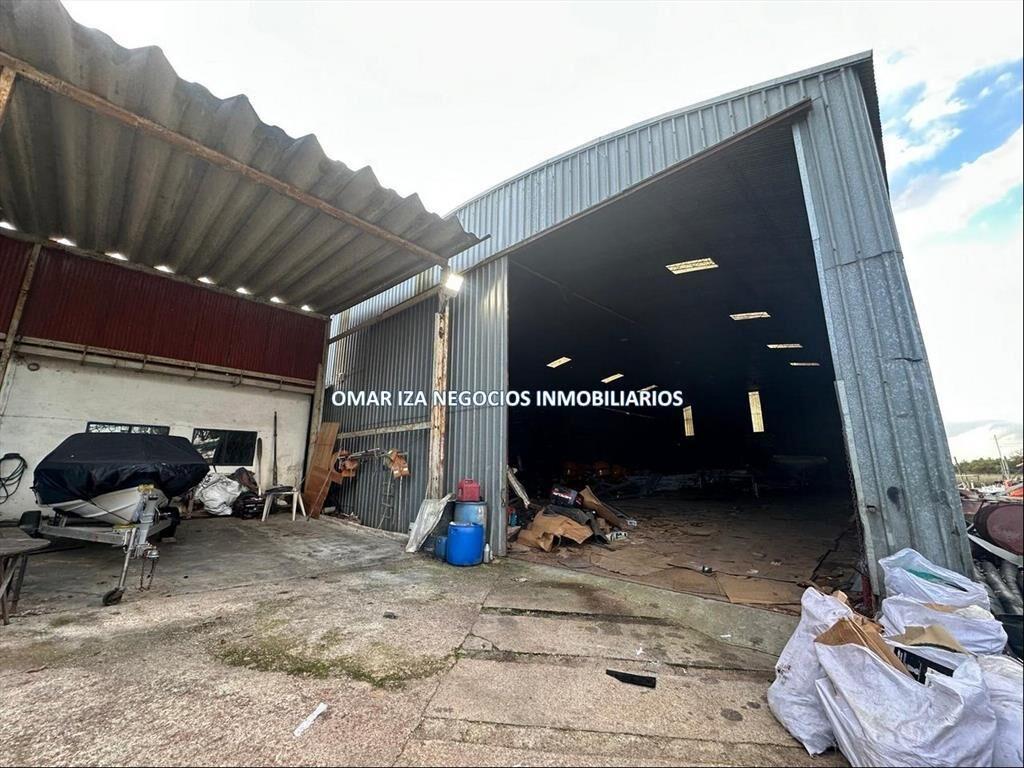 Venta local industrial deposito Santiago Vazquez Santa Luci