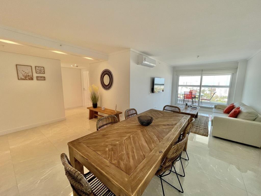 VENTA APARTAMENTO DE 2 DORMITORIOS EN MIAMI II