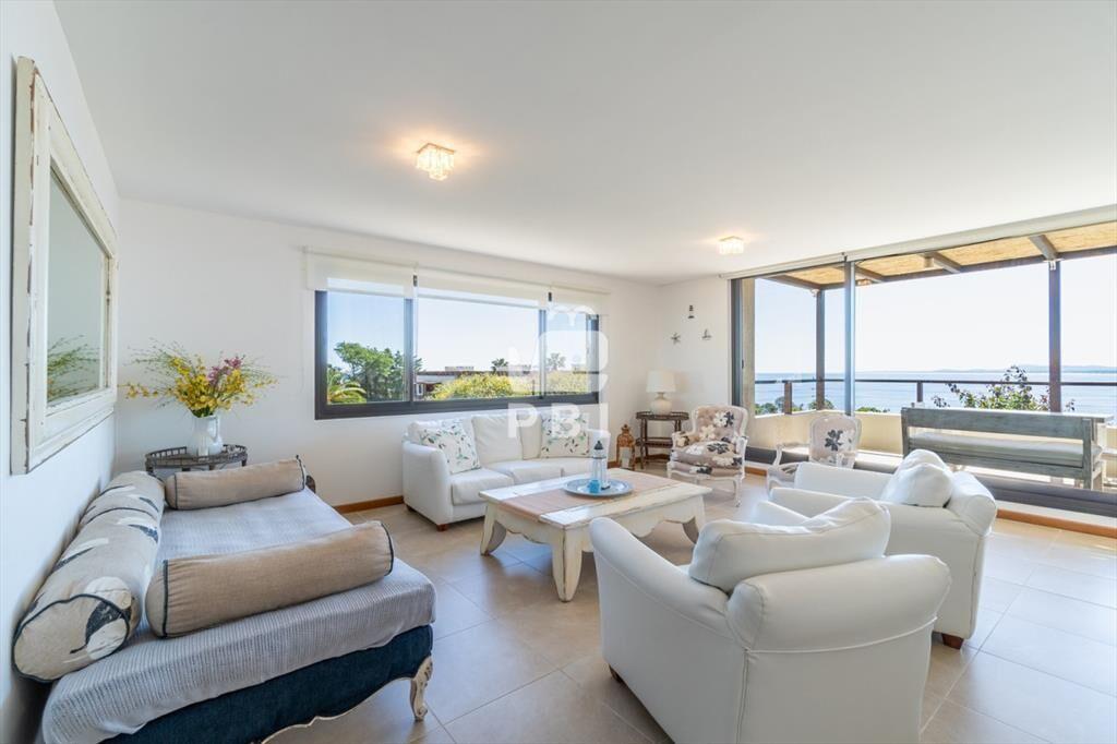 Apartamento de 3 dormitorios en Quartier, Punta -